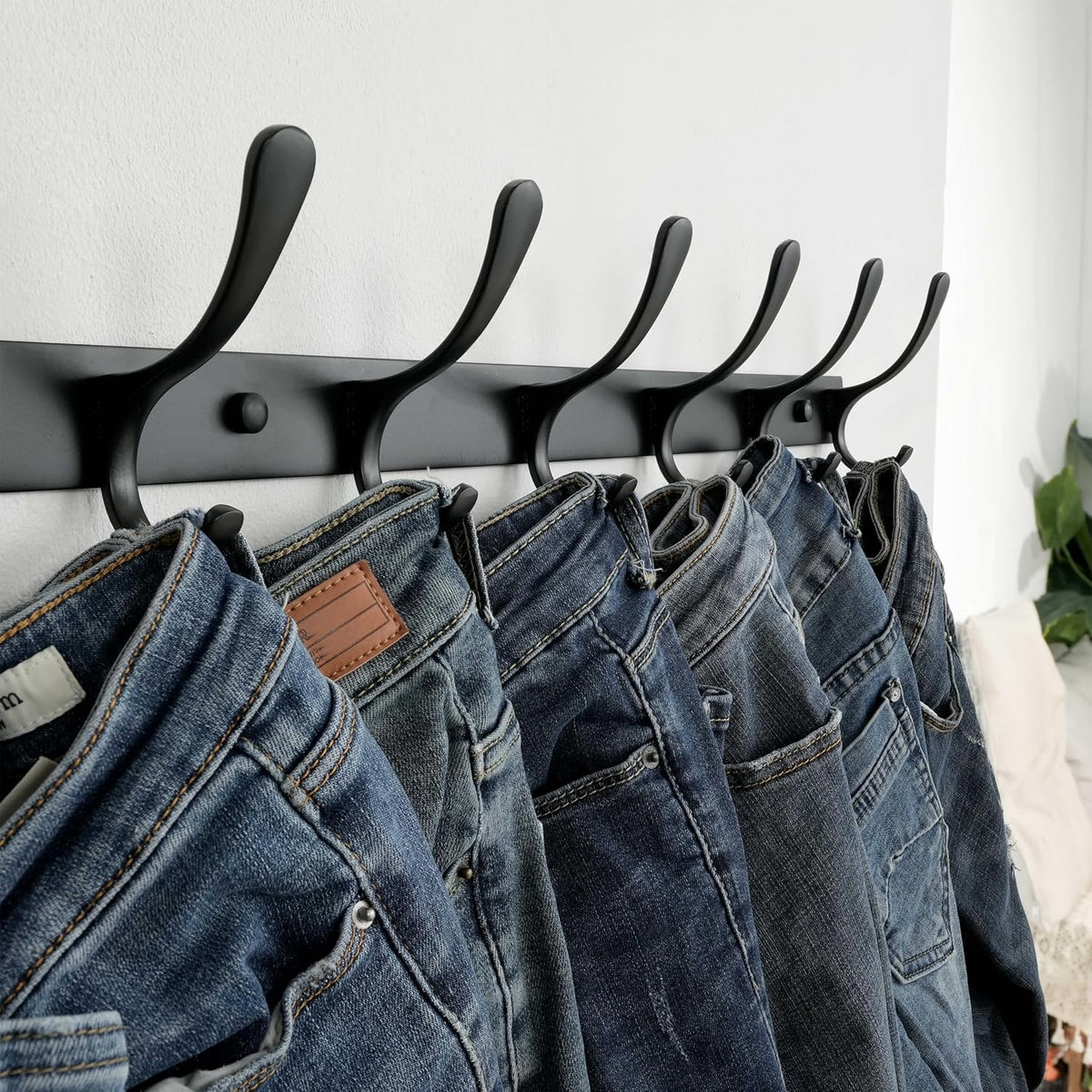 SKOLOO Coat Rack Wall Mounted - 6 Hooks, Heavy Duty, Stainless Steel, Metal Wall Hanger, Sturdy Coat Hooks for Hanging Coats, Jacket, Clothes, Hats - Black